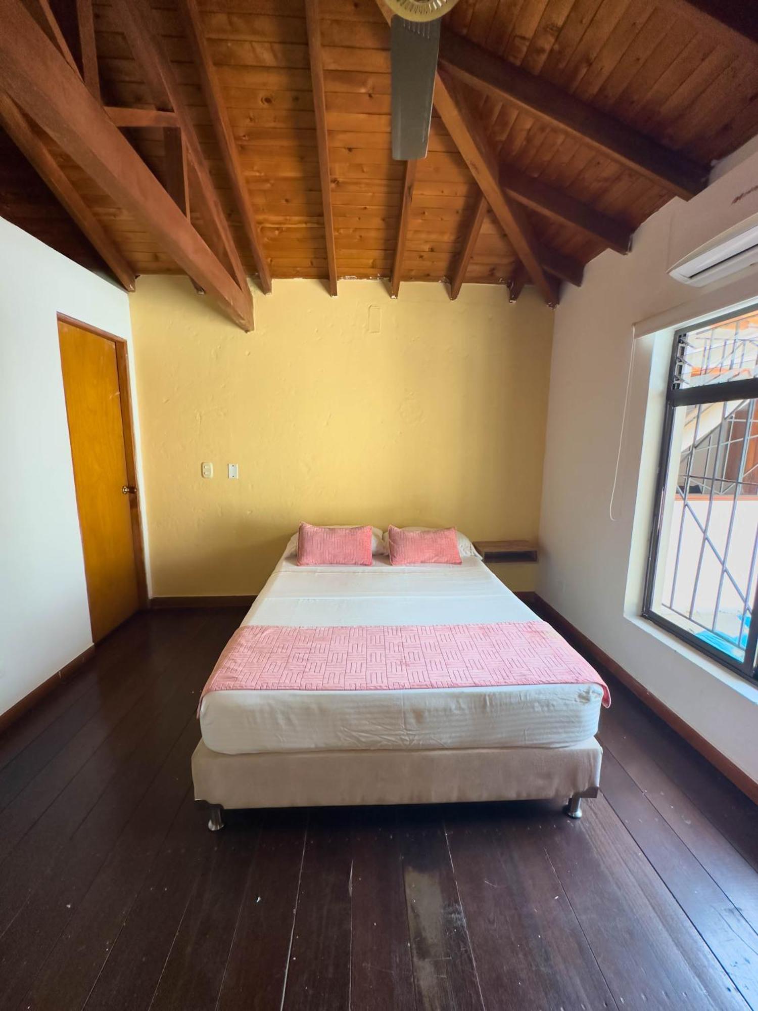 Encomendero Hotel -Centro Historico- Santa Fe de Antioquia Kültér fotó